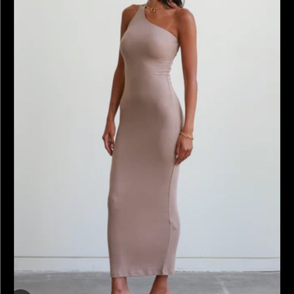 Women's casual dress 437